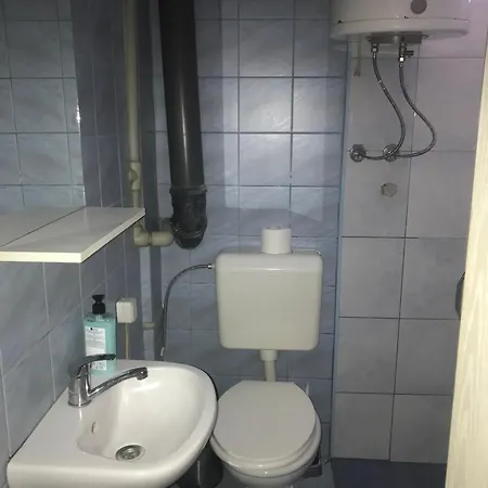 Sani Suteren Apartment