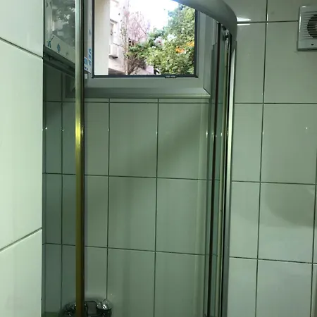 דירה Sani Suteren