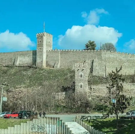 Sani Suteren Apartment