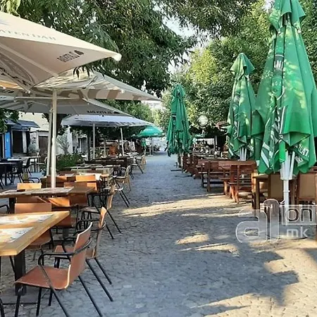 דירה Sani Suteren